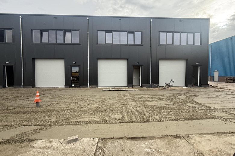 BedrijfsruimteaanTransportweg 4 E<br/> inGroot-Ammers