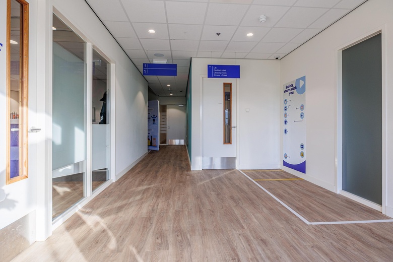 BedrijfsruimteaanRietgraaf 10 - 12<br/> inOosterhout