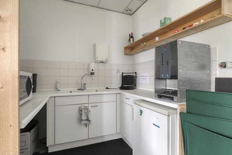 KantoorruimteaanTrawlerweg 8<br/> inVlaardingen KantoorruimteaanTrawlerweg 8<br/> inVlaardingen