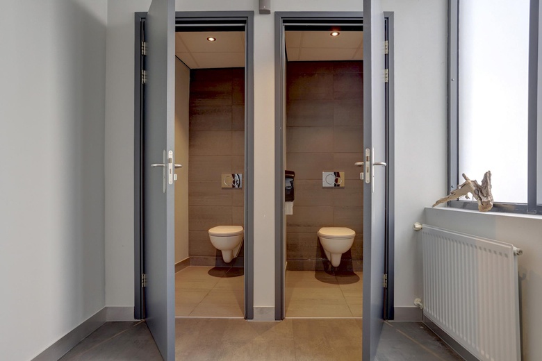 KantoorruimteaanHoogeveenenweg 100<br/> inNieuwerkerk aan den IJssel