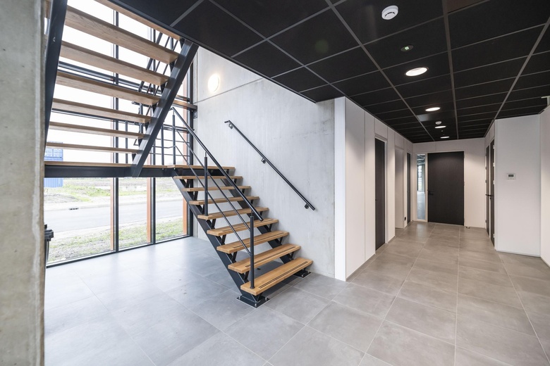 KantoorruimteaanKringloopweg 16<br/> inHendrik-Ido-Ambacht