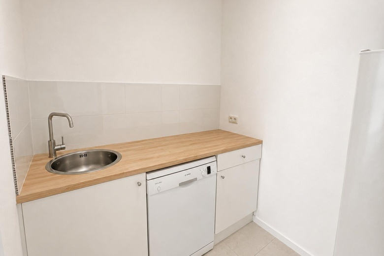 Bedrijfsruimte Almere - Bakkenzuigerstraat 24 - Foto 8