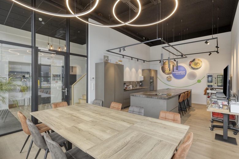 BedrijfsruimteaanRijnerf 17<br/> inNijkerk