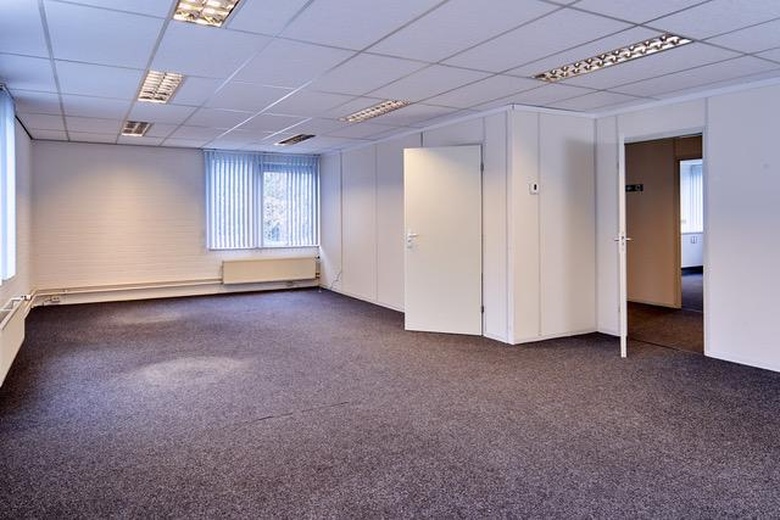 BedrijfsruimteaanHortsedijk 106 A<br/> inHelmond