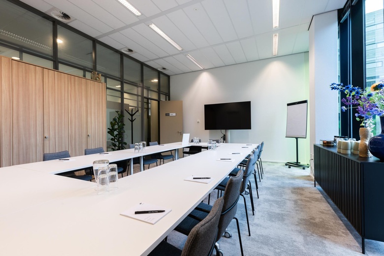 KantoorruimteaanZwartewaterallee 56<br/> inZwolle