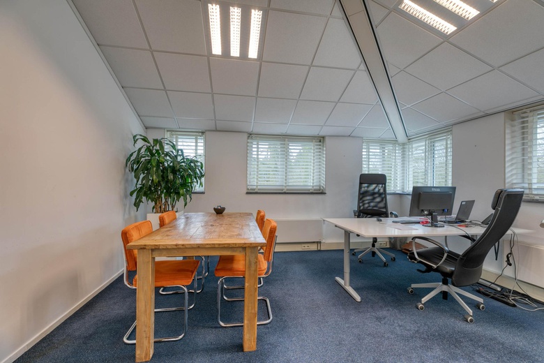 KantoorruimteaanAmsterdamsestraatweg 55 A<br/> inBaarn
