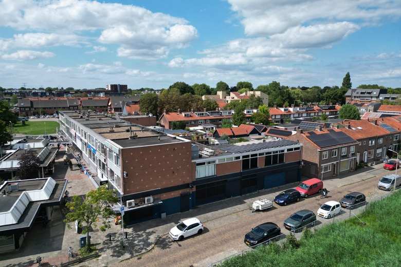 WinkelruimteaanBurgemeester Winklerplein 20<br/> inSliedrecht
