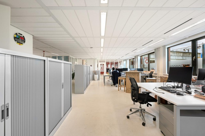 KantoorruimteaanStationsplein 1<br/> inZwijndrecht