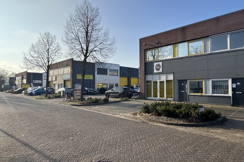 KantoorruimteaanWeteringpad 52<br/> inSoest KantoorruimteaanWeteringpad 52<br/> inSoest