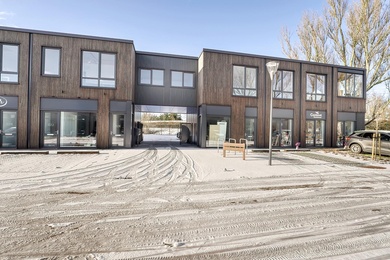 Bekijk foto 2 van Floris Versterlaan 62 K