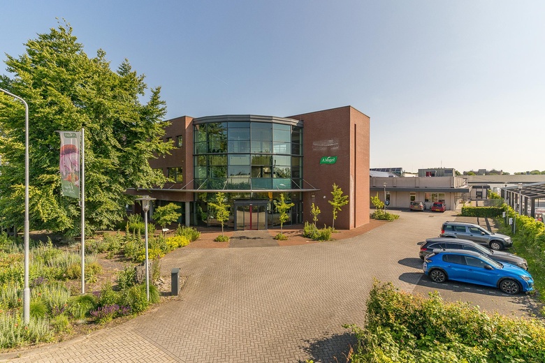 KantoorruimteaanJ.P. Broekhovenstraat 16<br/> inElburg