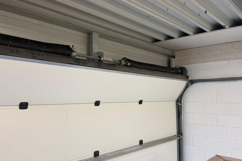 BedrijfsruimteaanC. Verolmelaan 221<br/> inUithoorn