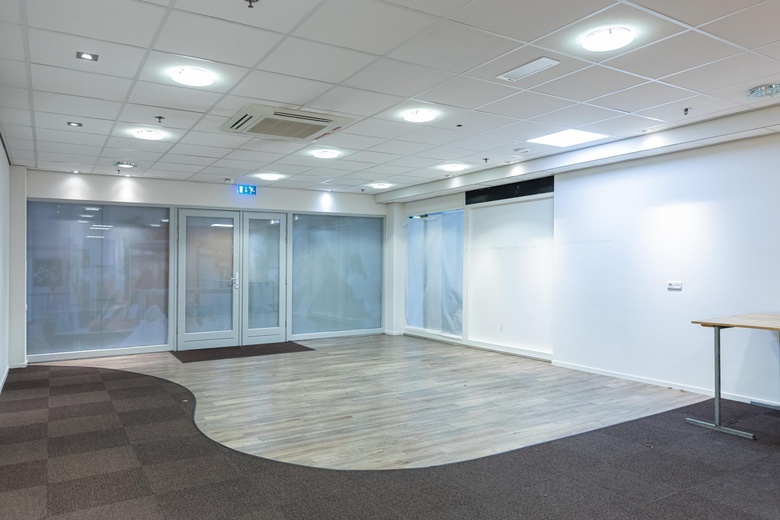 WinkelruimteaanMakado-Center 21<br/> inAlblasserdam