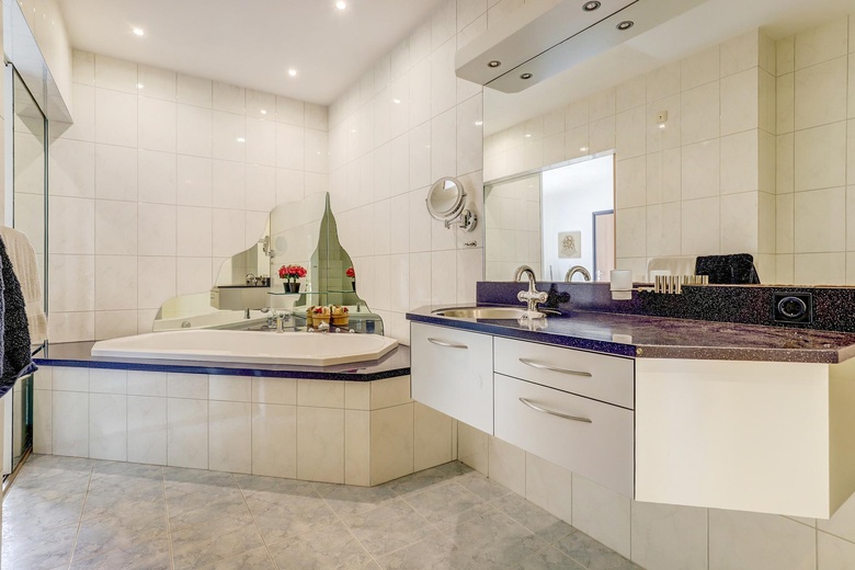 BedrijfsruimteaanBreedijk 20 - 22<br/> inHelmond