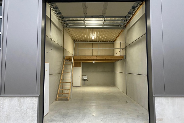BedrijfsruimteaanHeusing 12 E<br/> inBreda BedrijfsruimteaanHeusing 12 E<br/> inBreda