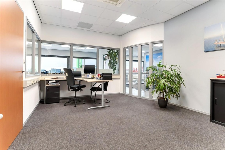 KantoorruimteaanPieter Hoebeeweg 99<br/> inDordrecht