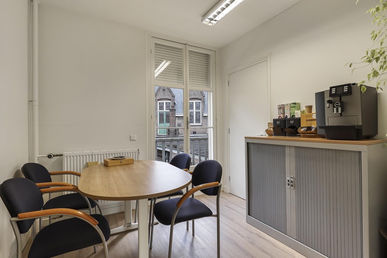 KantoorruimteaanVelperplein 19<br/> inArnhem