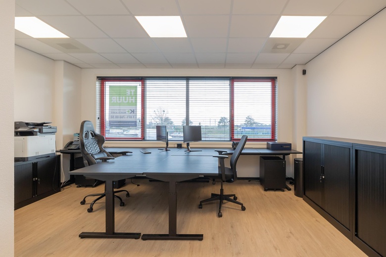 BedrijfsruimteaanWasbeekerlaan 44<br/> inSassenheim