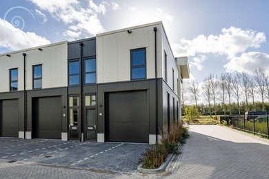 
                              Bedrijfsruimteaan

                              Waterfront 1 f<br/> inOude-Tonge