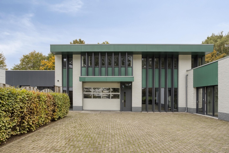 BedrijfsruimteaanElferinksweg 10<br/> inOverdinkel