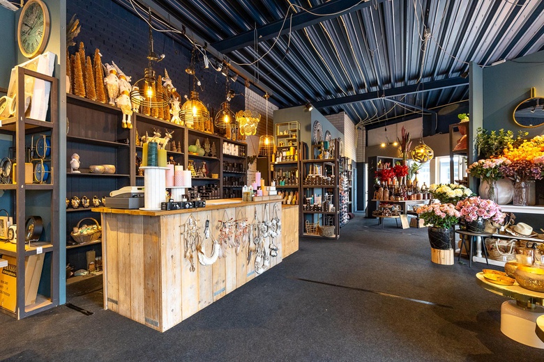 WinkelruimteaanKanaalstraat 77<br/> inLisse WinkelruimteaanKanaalstraat 77<br/> inLisse