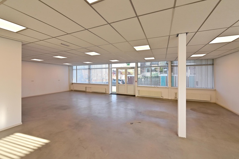 BedrijfsruimteaanOosterengweg 44<br/> inHilversum BedrijfsruimteaanOosterengweg 44<br/> inHilversum