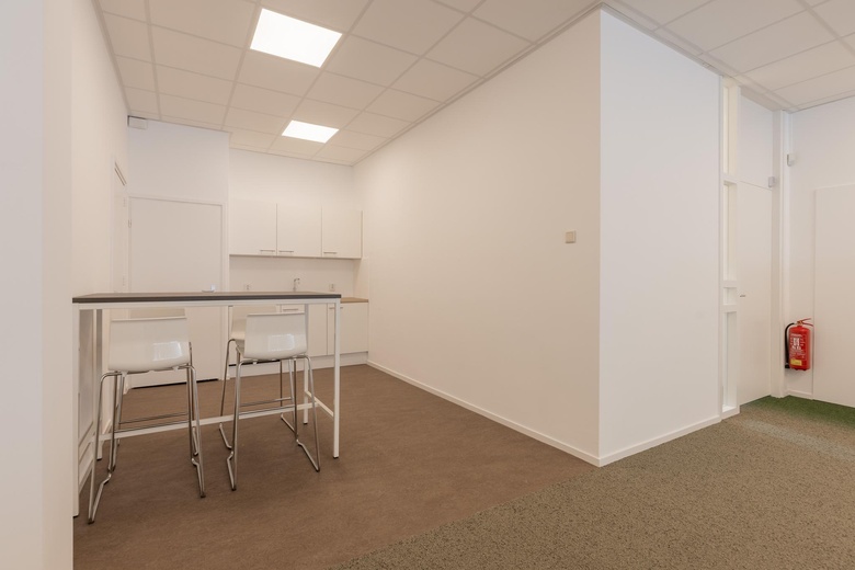 KantoorruimteaanAmsterdamsestraatweg 15 G<br/> inNaarden