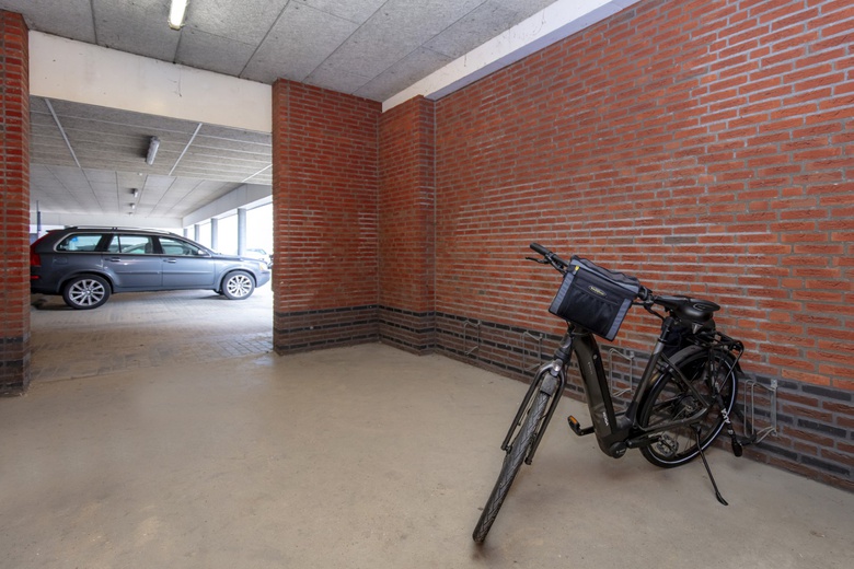 KantoorruimteaanEdisonweg 10<br/> inAlblasserdam