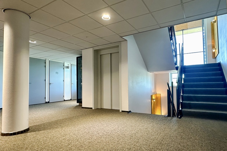 BedrijfsruimteaanKieftsbeeklaan 1<br/> inAlmelo BedrijfsruimteaanKieftsbeeklaan 1<br/> inAlmelo