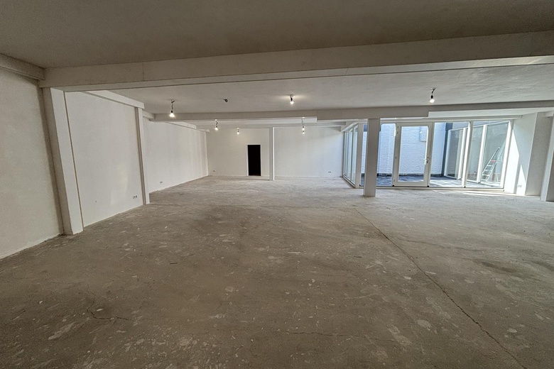 WinkelruimteaanNieuweweg 13 d<br/> inLaren