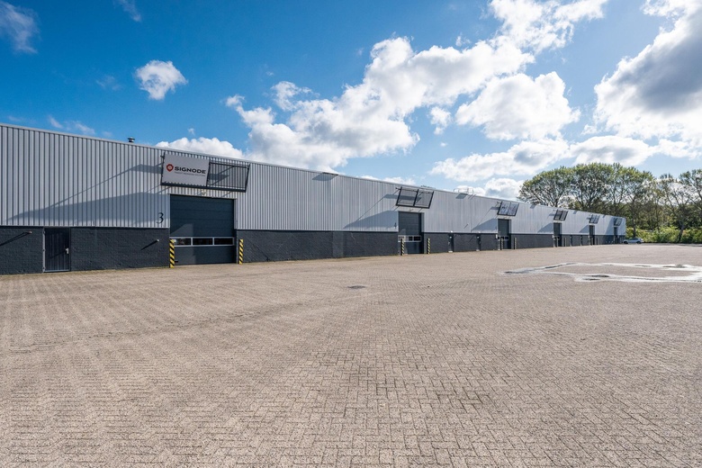 BedrijfsruimteaanHallenweg 2 - 4<br/> inBest