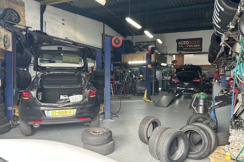 BedrijfsruimteaanDekkershoek 23<br/> inDen Haag BedrijfsruimteaanDekkershoek 23<br/> inDen Haag