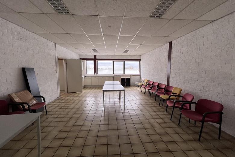 BedrijfsruimteaanMon Plaisir 15 A<br/> inEtten-Leur BedrijfsruimteaanMon Plaisir 15 A<br/> inEtten-Leur