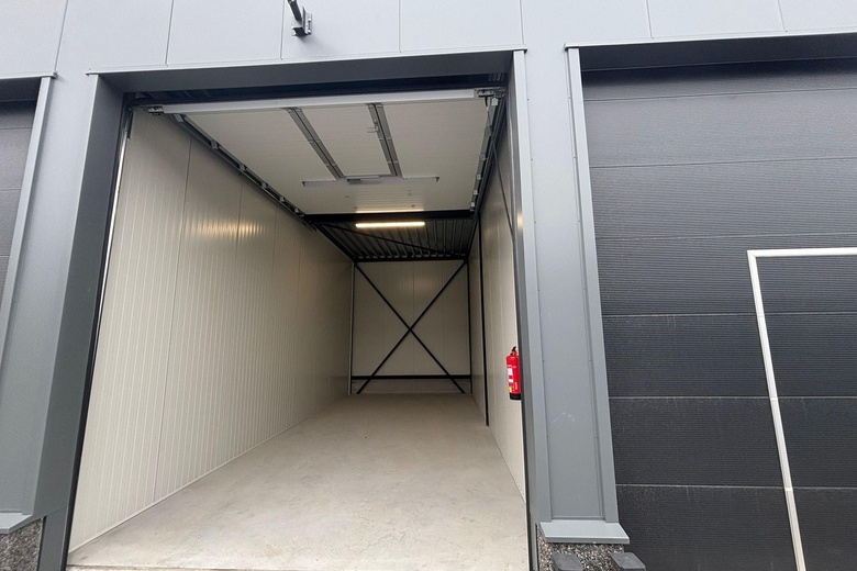 BedrijfsruimteaanLaarstraat 32 b<br/> inVelddriel