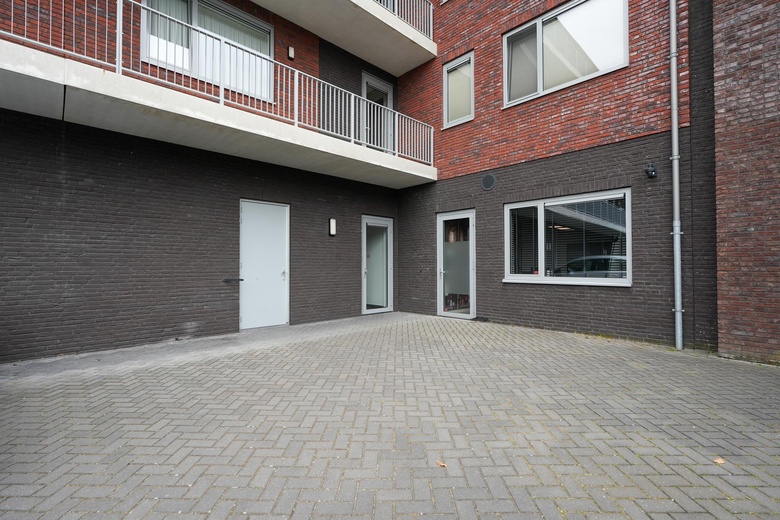 KantoorruimteaanStationsplein 1<br/> inHeesch KantoorruimteaanStationsplein 1<br/> inHeesch