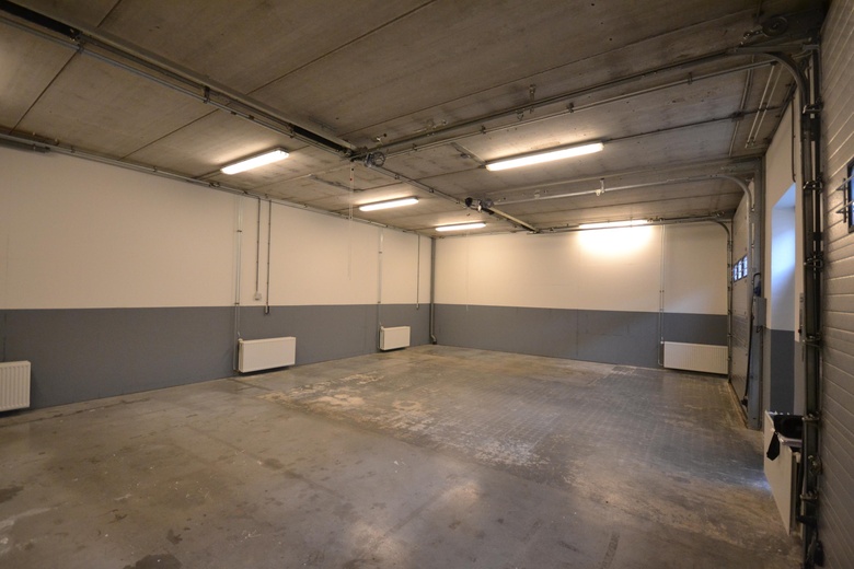 BedrijfsruimteaanParallelweg 9 - 10<br/> inVolendam