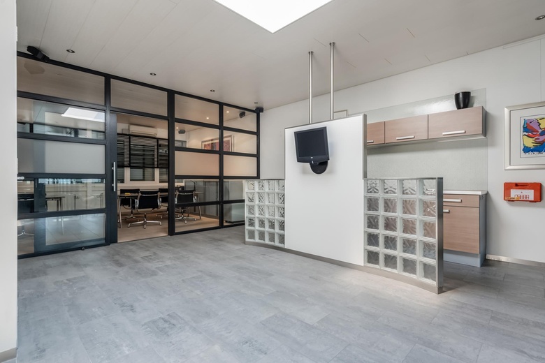 BedrijfsruimteaanSniep 103<br/> inDiemen