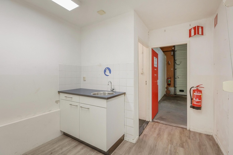 BedrijfsruimteaanContactweg 28<br/> inAmsterdam BedrijfsruimteaanContactweg 28<br/> inAmsterdam