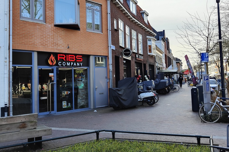 Bekijk foto 1 van Thomas a Kempisstraat 46 Bekijk foto 1 van Thomas a Kempisstraat 46