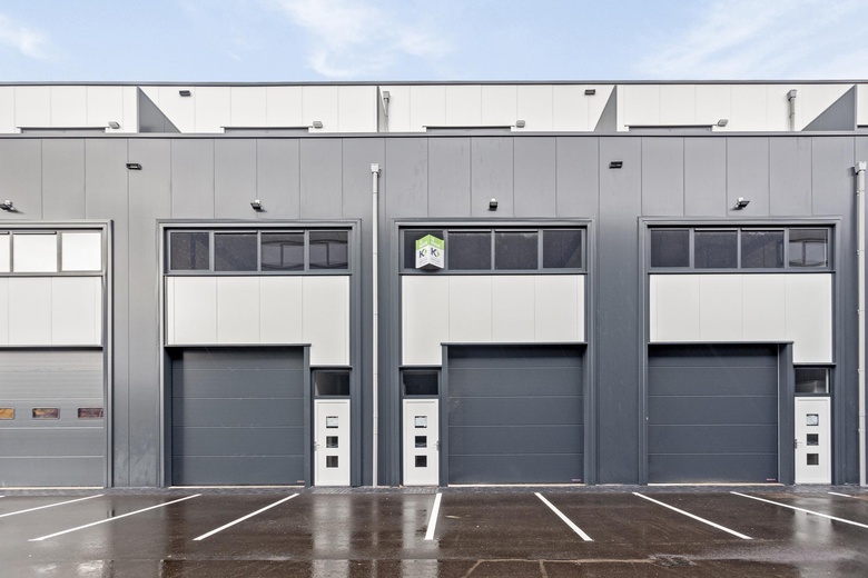 BedrijfsruimteaanKabelweg 43<br/> inRoelofarendsveen