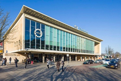 Winkelruimte Stationsplein 22 09, Eindhoven | Bedrijfspand.com
