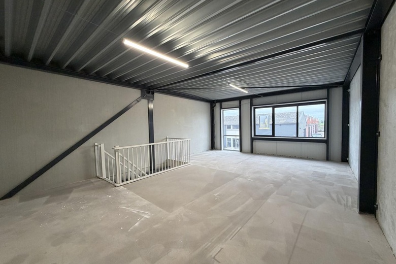 Bedrijfsruimte Sliedrecht - Lelystraat 60 e - Foto 8