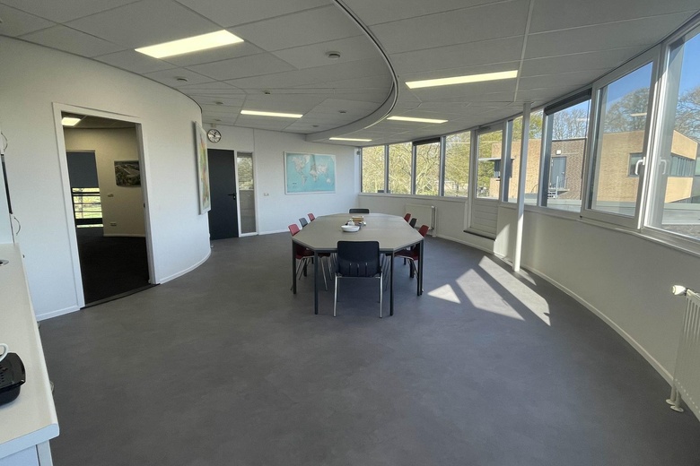 BedrijfsruimteaanRandweg 1 b<br/> inSomeren BedrijfsruimteaanRandweg 1 b<br/> inSomeren