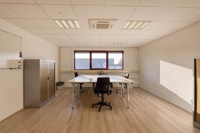 KantoorruimteaanMarconiweg 13 - 15<br/> inZeewolde KantoorruimteaanMarconiweg 13 - 15<br/> inZeewolde