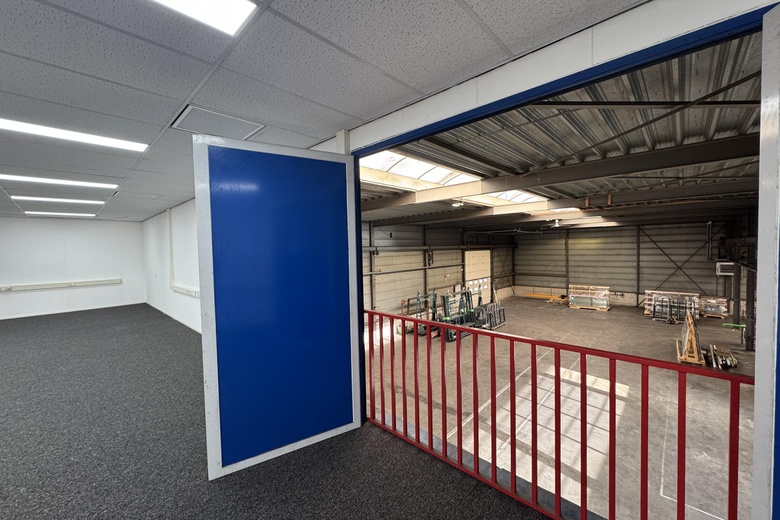 BedrijfsruimteaanSluispolderweg 71<br/> inZaandam