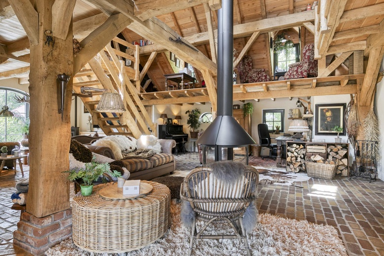 BedrijfsruimteaanZelderseweg 23<br/> inZwartebroek