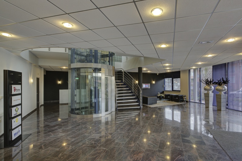 KantoorruimteaanBerkstraat 100<br/> inOldenzaal KantoorruimteaanBerkstraat 100<br/> inOldenzaal