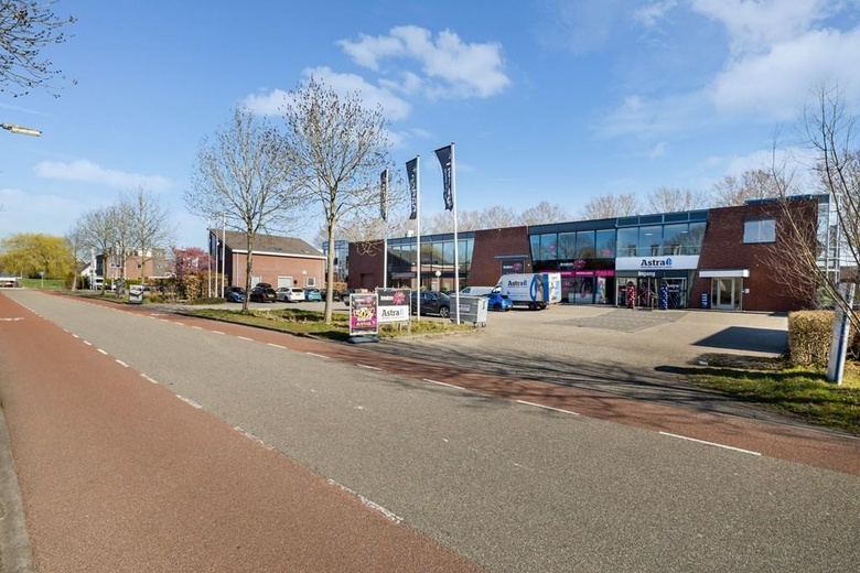 KantoorruimteaanJaap Bijzerweg 11<br/> inWoerden KantoorruimteaanJaap Bijzerweg 11<br/> inWoerden
