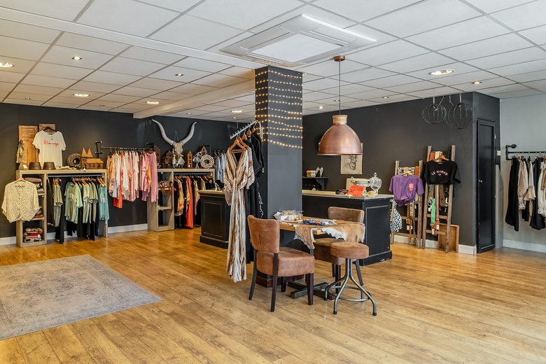 WinkelruimteaanSint Maartenstraat 51<br/> inLosser