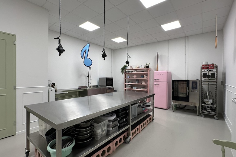 BedrijfsruimteaanParallelweg 65<br/> inVolendam